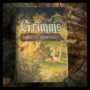 Grimm's Complete Fairy Tales (Hardcover)